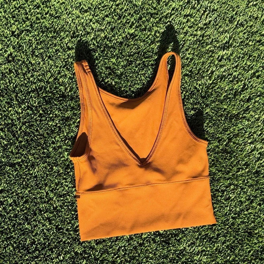 Lululemon power pivot ribber tank in burnt orange‎ size 0-2